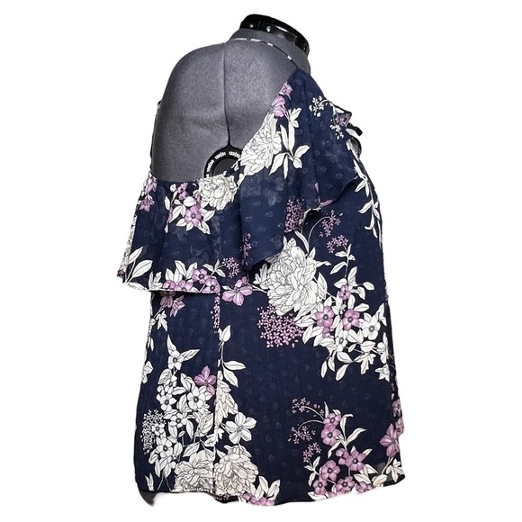 Torrid Purple Ruffle Cold Shoulder Blouse with Floral Accents (Size 2) - Picture 4 of 6